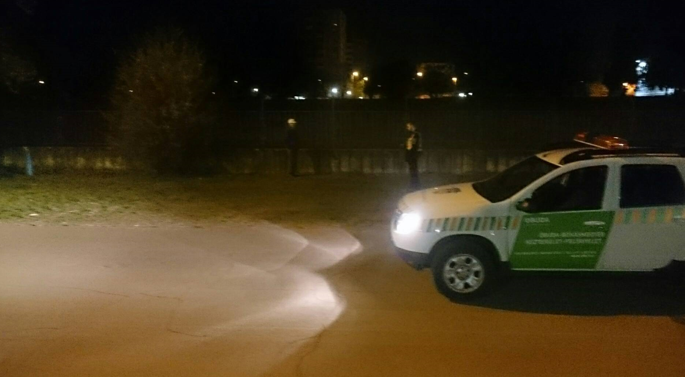 idos embernek segitettunk