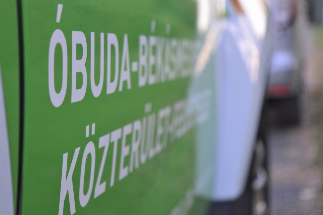 bajban levo segitseg