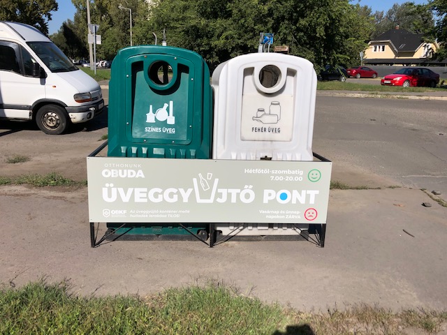 Szelektív üveggyűjtő