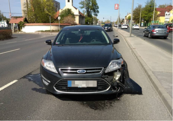 leszakadt auto kerek1