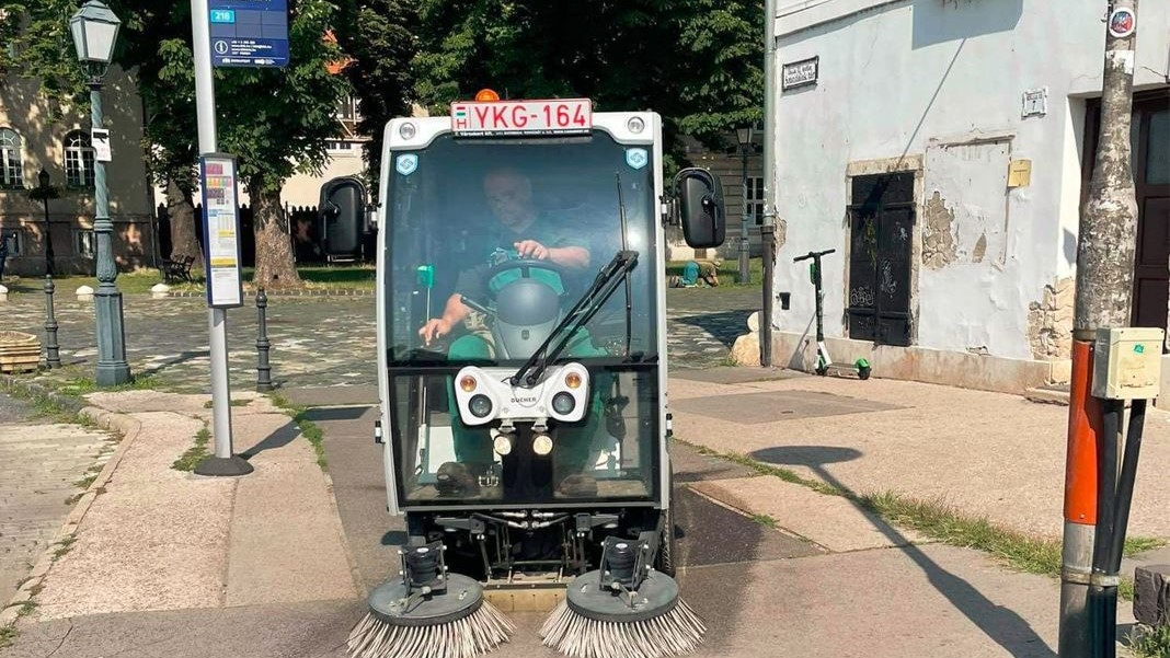 Gépi takarítás fekvö